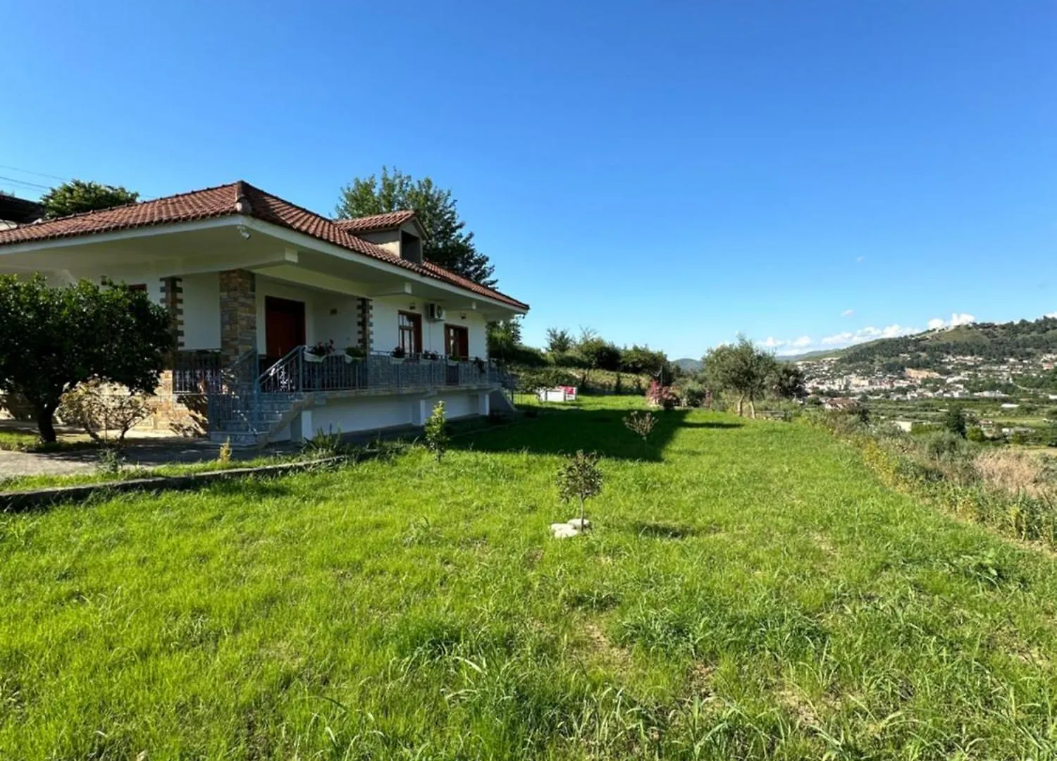 בראט Vila Ardea וילה